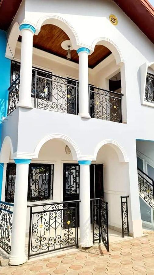 Appartement Meuble 3Ch Yaounde Omnisport - Tigson Bagian luar foto
