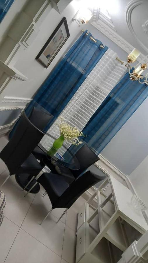 Appartement Meuble 3Ch Yaounde Omnisport - Tigson Bagian luar foto