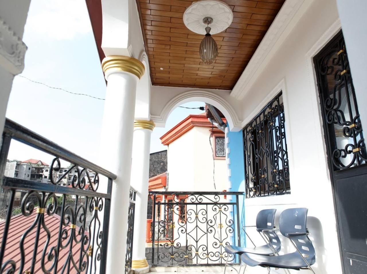 Appartement Meuble 3Ch Yaounde Omnisport - Tigson Bagian luar foto